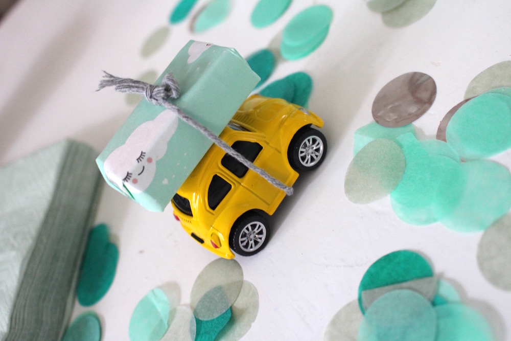 FILMPJE; MAKKELIJKE D.I.Y. CRÈCHE TRAKTATIE