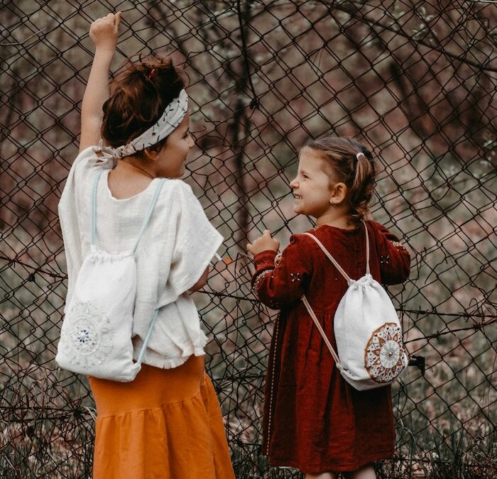 GEEF JE KINDEREN EEN RUGZAK MEE OP REIS!