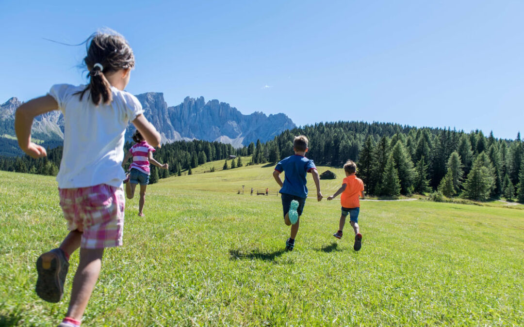 ZO HIKE JE MET KINDEREN DOOR DE BERGEN VAN ZUID-TIROL