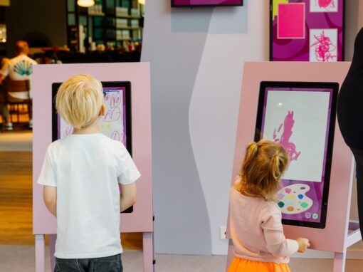 INDOOR SPEELWERELD WOPL! HEEFT HAAR DEUREN GEOPEND IN AMSTERDAM