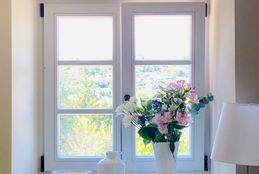 WAT ZIJN BEKENDE NAMEN IN KUNSTOF KOZIJNEN?