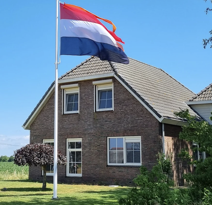 Maak van je tuin een eyecatcher met een vlaggenmast